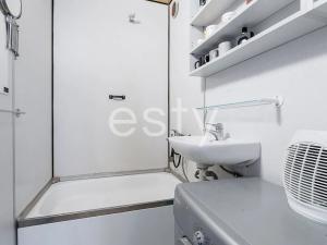 Prodej bytu 2+kk, Praha - Modřany, Vokrojova, 44 m2