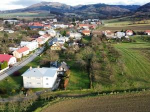 Prodej pozemku pro bydlení, Chomýž, 692 m2