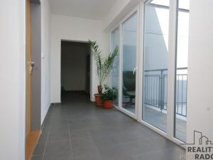 Pronájem bytu 2+kk, Brno, Svatoplukova, 49 m2