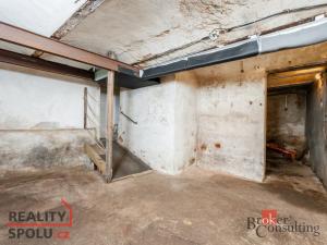 Prodej komerční nemovitosti, Karlovy Vary, Varšavská, 145 m2