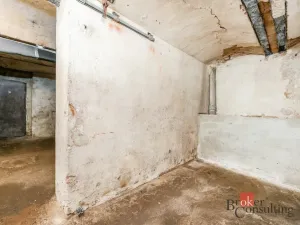 Prodej komerční nemovitosti, Karlovy Vary, Varšavská, 145 m2