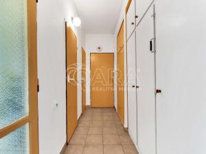 Prodej bytu 3+1, Žatec, Hájkova, 62 m2