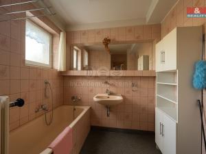 Prodej rodinného domu, Bukovany, 200 m2