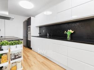 Prodej bytu 3+kk, Praha - Řepy, Makovského, 77 m2