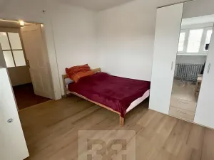 Pronájem bytu 2+kk, Praha - Libeň, Na úbočí, 36 m2