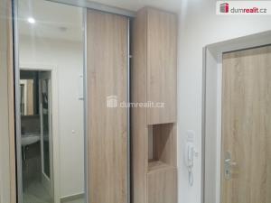 Pronájem bytu 1+1, Děčín - Děčín III-Staré Město, Zelená, 30 m2