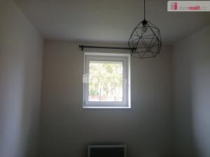 Pronájem bytu 1+1, Děčín - Děčín III-Staré Město, Zelená, 30 m2