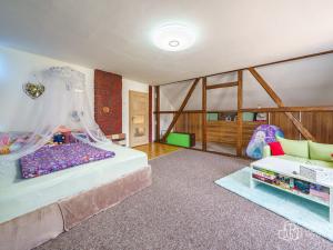 Prodej rodinného domu, Kraslice, Wolkerova, 125 m2