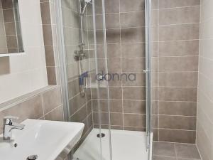 Pronájem bytu 2+kk, Praha, Formanská, 44 m2
