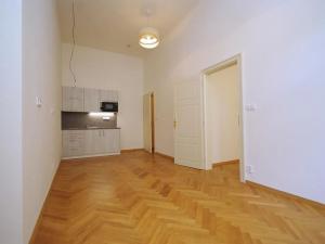 Pronájem bytu 2+kk, Praha - Staré Město, Kozí, 39 m2