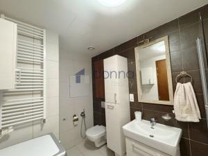 Pronájem bytu 2+kk, Praha, Jeremiášova, 60 m2