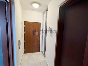 Pronájem bytu 2+kk, Praha, Jeremiášova, 60 m2
