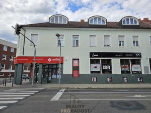 Pronájem obchodního prostoru, Hodonín, Štefánikova, 90 m2