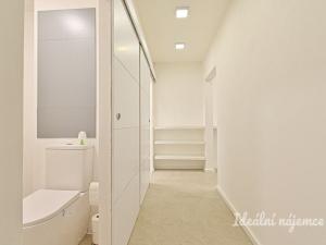 Pronájem bytu 2+1, Brno - Bystrc, Černého, 62 m2