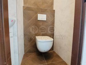 Pronájem bytu 2+1, Krnov - Pod Bezručovým vrchem, Petrovická, 66 m2