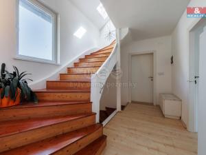 Prodej rodinného domu, Hroznětín, ČSA, 240 m2