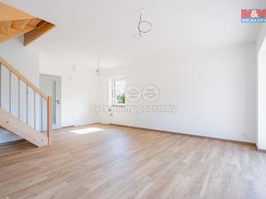 Prodej bytu 3+kk, Černá v Pošumaví - Bližná, 83 m2