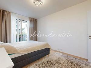 Prodej bytu 3+kk, Praha - Vysočany, Oktábcových, 70 m2