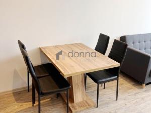 Pronájem bytu 2+kk, Praha, Hněvkovského, 45 m2