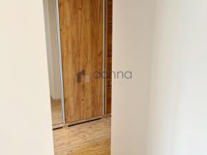 Pronájem bytu 2+kk, Praha, Hněvkovského, 45 m2
