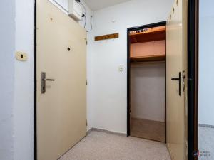 Pronájem bytu 2+kk, Pardubice - Polabiny, Křičkova, 42 m2