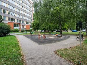 Pronájem bytu 2+kk, Pardubice - Polabiny, Křičkova, 42 m2