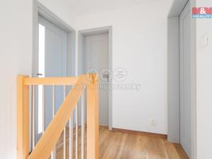 Prodej bytu 3+kk, Černá v Pošumaví - Bližná, 83 m2