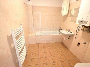 Pronájem bytu 2+kk, Opava, Tyršova, 61 m2
