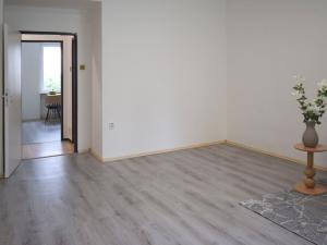 Prodej bytu 3+1, Plzeň - Lobzy, Pod Vrchem, 70 m2