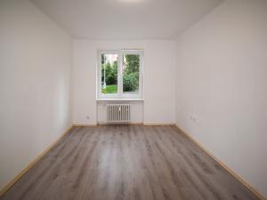 Prodej bytu 3+1, Plzeň - Lobzy, Pod Vrchem, 70 m2