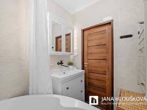 Prodej bytu 3+kk, Praha - Chodov, Křejpského, 71 m2