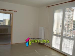 Prodej bytu 3+1, Sezimovo Ústí, K Hájence, 66 m2