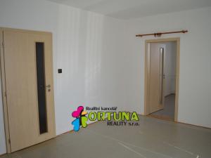 Prodej bytu 3+1, Sezimovo Ústí, K Hájence, 66 m2
