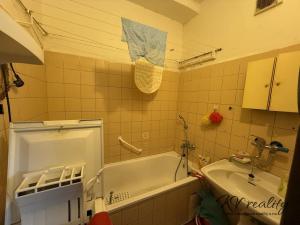 Prodej bytu 2+1, Vsetín, Tyršova, 38 m2