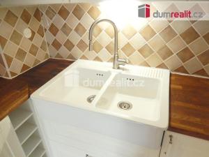 Pronájem bytu 2+1, Praha - Bubeneč, Českomalínská, 104 m2
