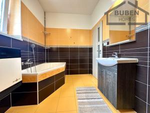 Prodej bytu 2+kk, Tachov, Kollárova, 59 m2