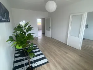 Prodej bytu 3+1, Praha - Střížkov, Habartická, 67 m2
