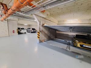 Pronájem bytu 1+kk, Praha - Dolní Chabry, Ládevská, 35 m2