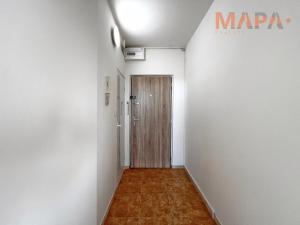 Pronájem bytu 1+1, Chomutov, Jirkovská, 36 m2
