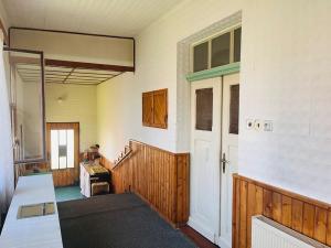 Prodej vily, Kamenné Žehrovice, Revoluční, 310 m2