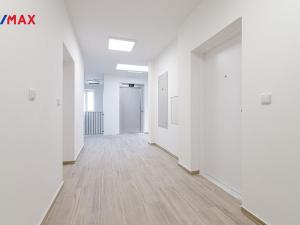 Prodej bytu 2+kk, Frýdek-Místek - Místek, Bezručova, 74 m2