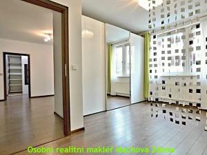 Pronájem bytu 3+kk, Praha - Vysočany, Na Harfě, 66 m2
