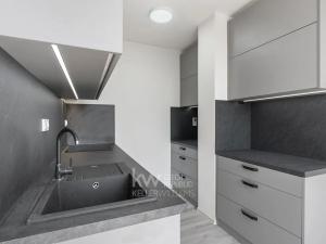 Prodej bytu 3+1, Praha - Troja, Hnězdenská, 74 m2