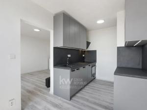 Prodej bytu 3+1, Praha - Troja, Hnězdenská, 74 m2