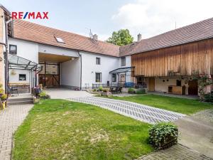 Prodej rodinného domu, Pšovlky, 210 m2
