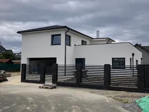 Prodej vily, Sulice, Na Okruhu, 300 m2