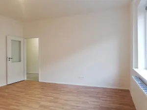 Pronájem bytu 2+1, Praha - Břevnov, Bělohorská, 57 m2