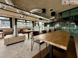 Pronájem restaurace, Harrachov, 220 m2