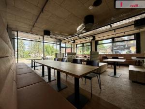 Pronájem restaurace, Harrachov, 220 m2