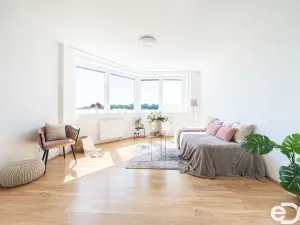 Prodej bytu 2+kk, Mladá Boleslav, Laurinova, 62 m2